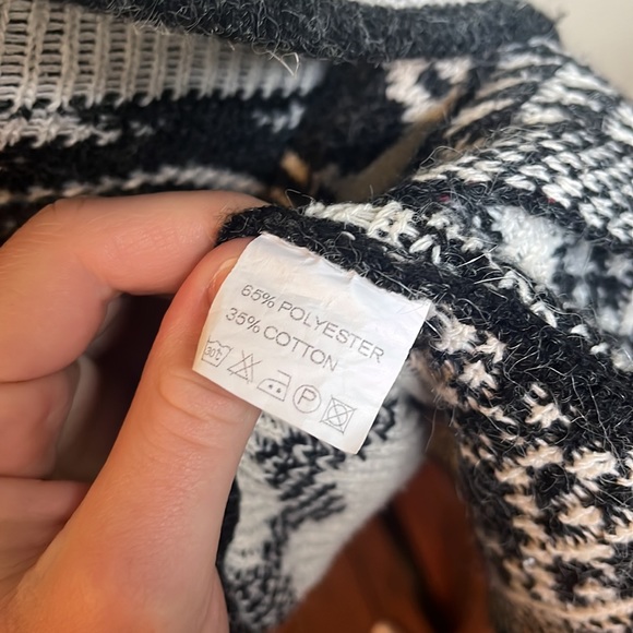 Native Print Cardigan - Picture 8 of 11